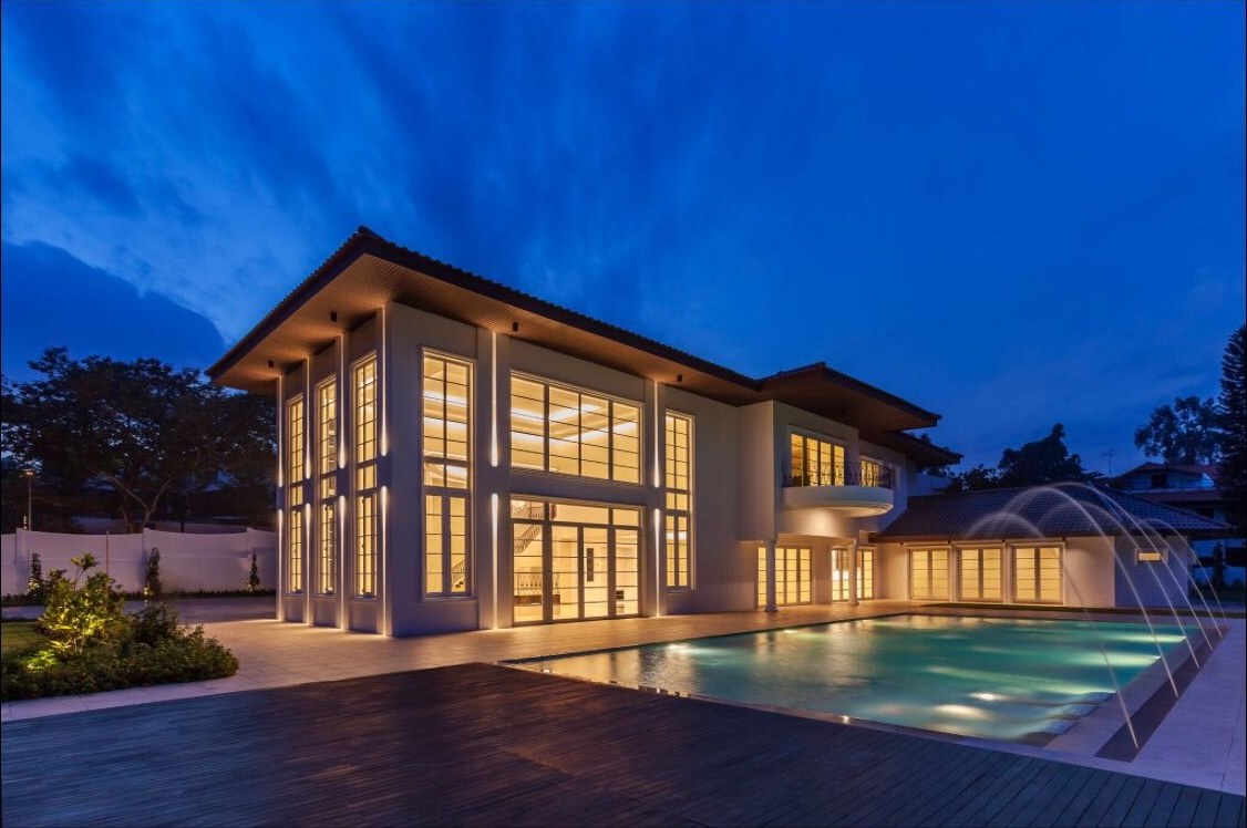 Tanglin Hill Private Estate - Pool and Rear Facade at Night